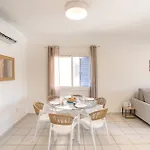 Limnaria Palms 2b, Paphos, Pools, Walk To The Daire Pafos