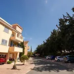 Apartamento Limnaria Palms 2b, Paphos, Pools, Walk To The