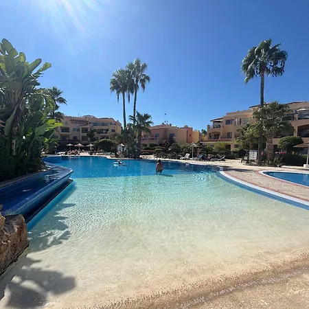 Limnaria Palms 2b, Paphos, Pools, Walk To The Apartamento