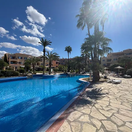 Apartamento Limnaria Palms 2b, Paphos, Pools, Walk To The *
