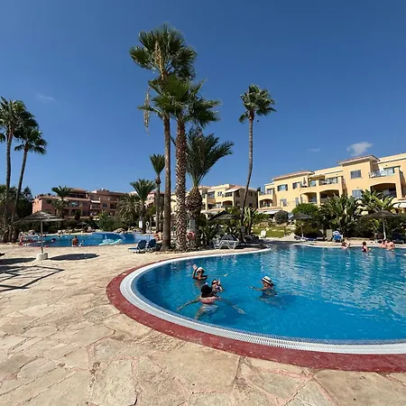 Limnaria Palms 2b, Paphos, Pools, Walk To The Apartmán